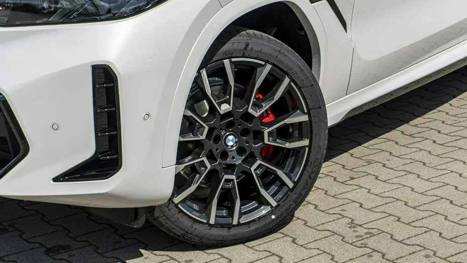 BMW X6 -