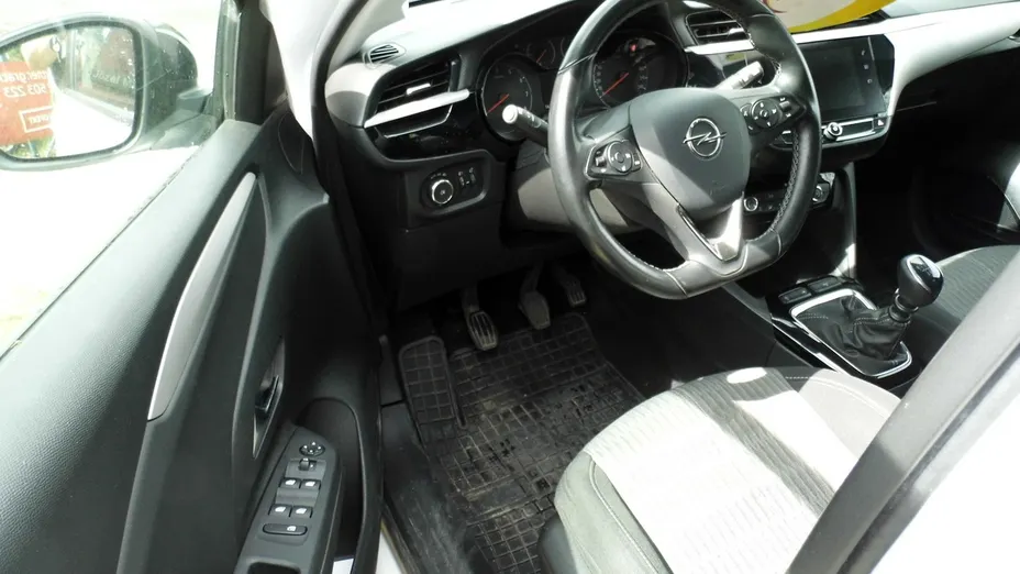 OPEL Corsa -