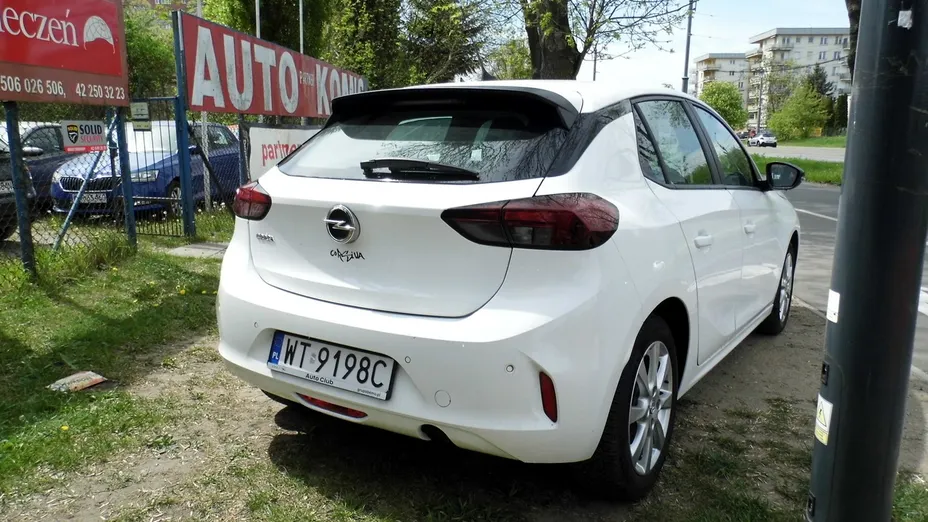 OPEL Corsa -