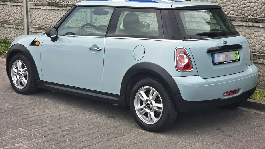 MINI Cooper -