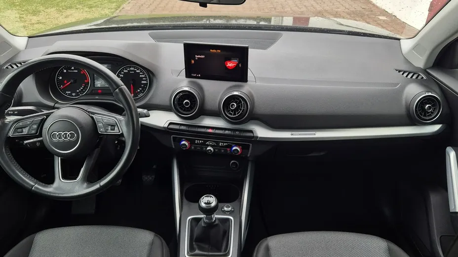AUDI Q2 -