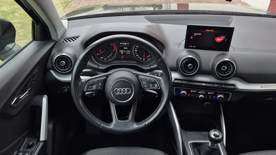 AUDI Q2 -