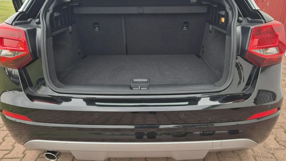 AUDI Q2 -