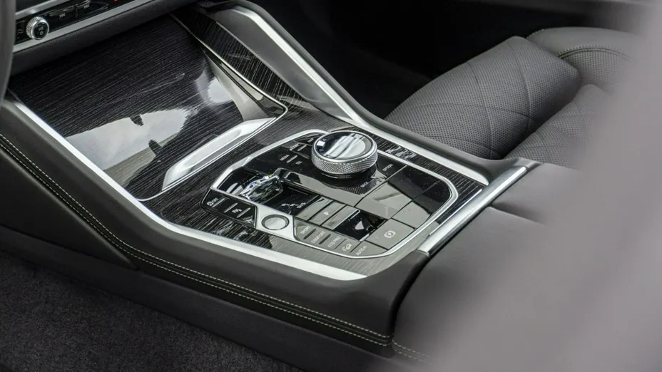 BMW X6 -