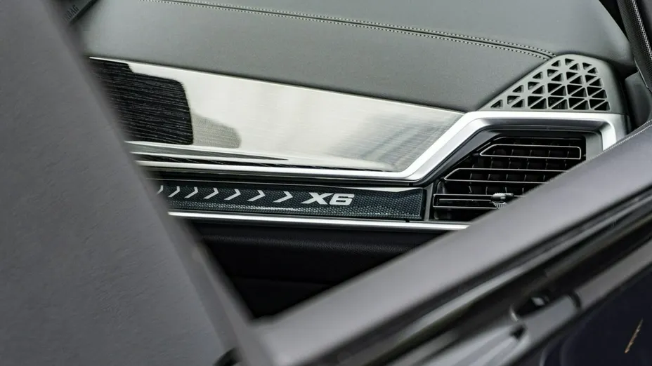BMW X6 -
