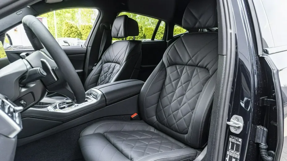 BMW X6 -