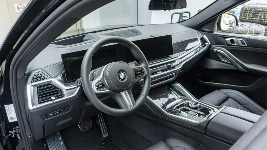 BMW X6 -