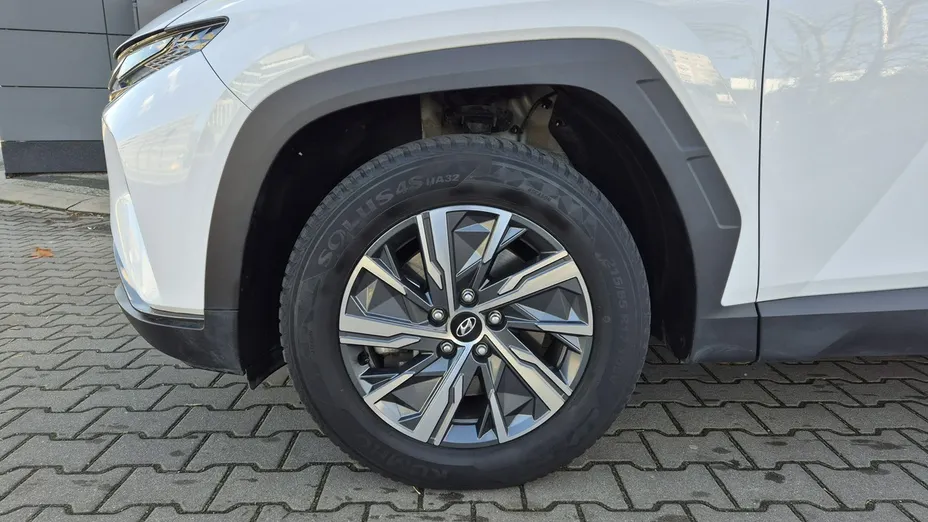 HYUNDAI Tucson -