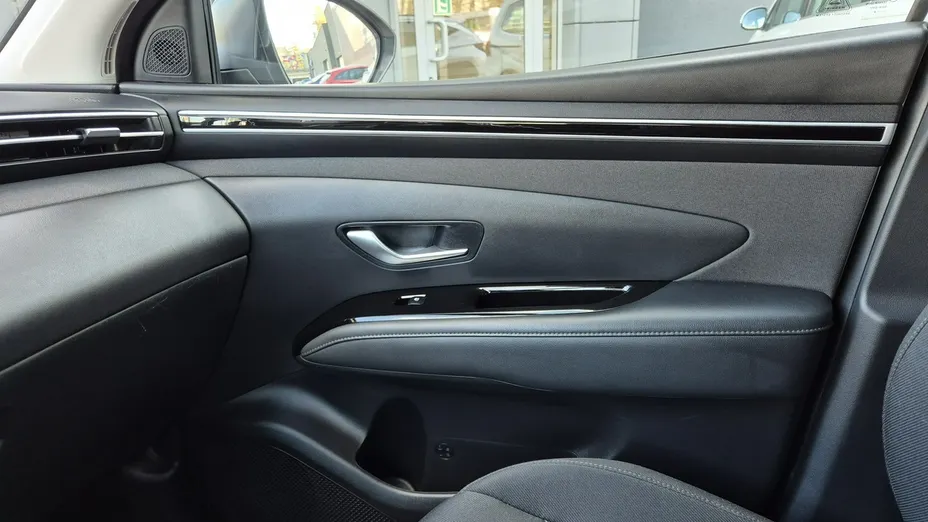 HYUNDAI Tucson -