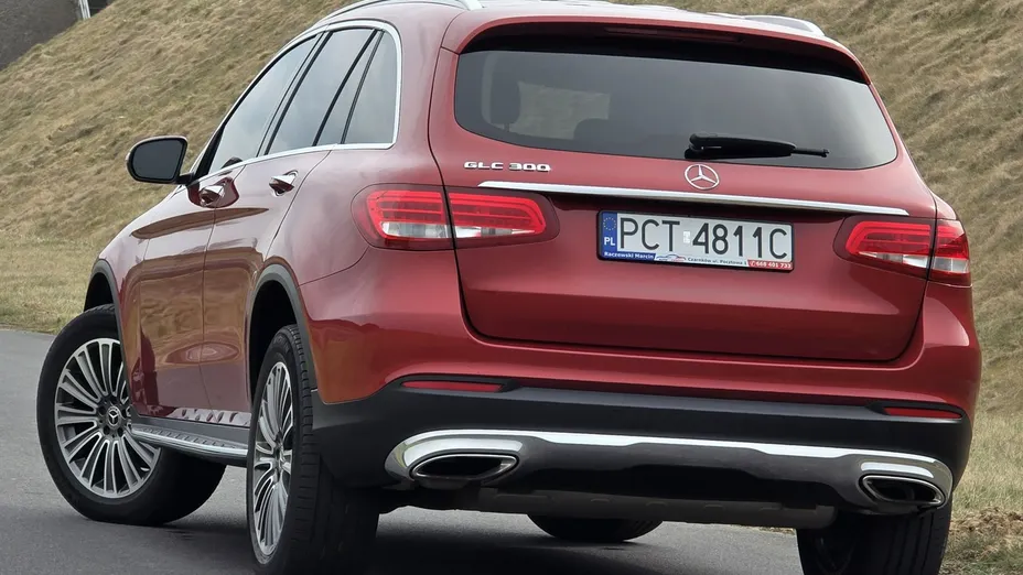 MERCEDES-BENZ GLC -