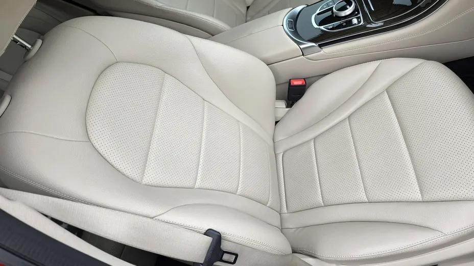 MERCEDES-BENZ GLC -
