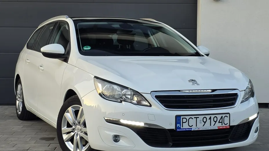 PEUGEOT 308 -