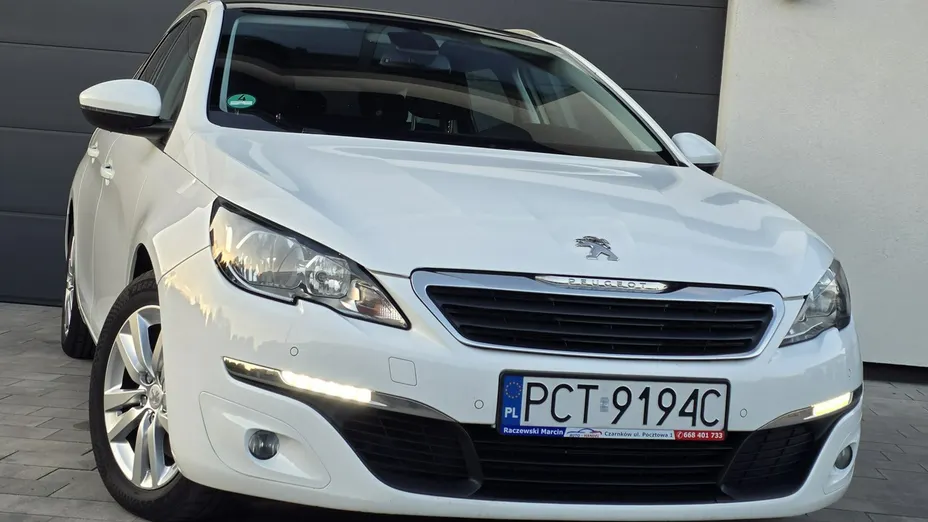 PEUGEOT 308 -