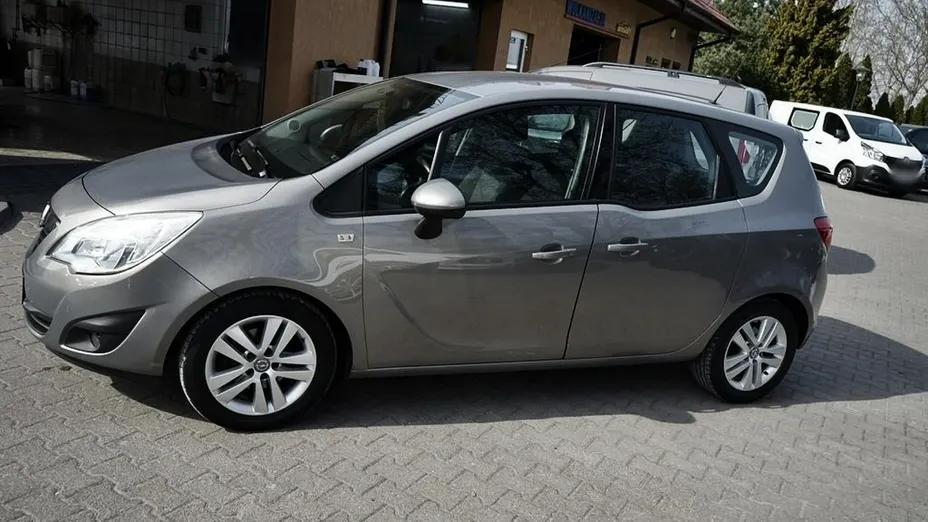 OPEL Meriva -