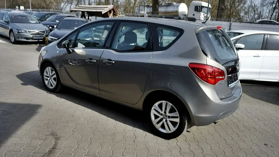 OPEL Meriva -