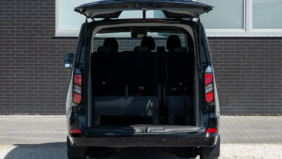 FORD Tourneo Custom -