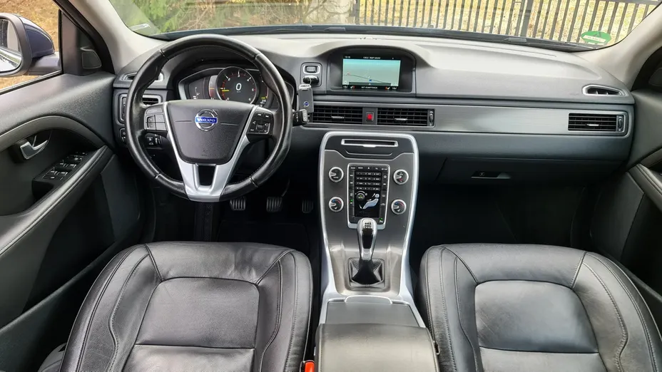 VOLVO V70 -