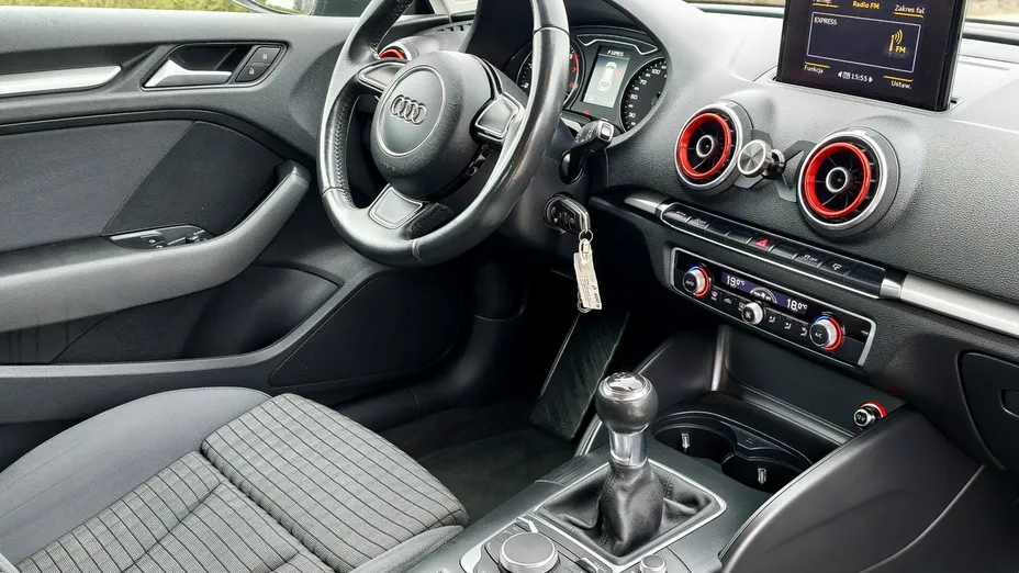AUDI A3 -