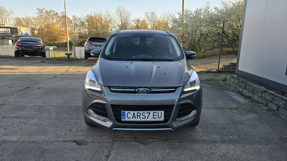 FORD Kuga -