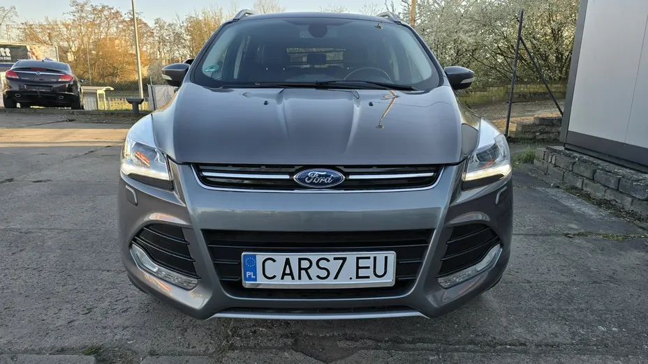 FORD Kuga -