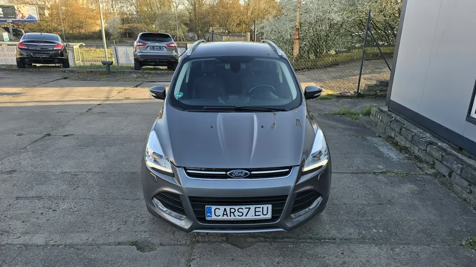 FORD Kuga -