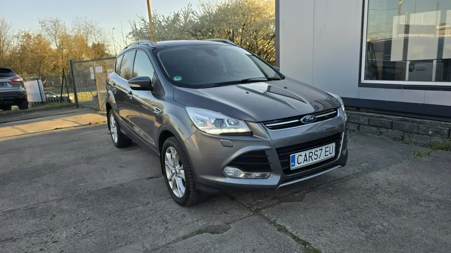 FORD Kuga -