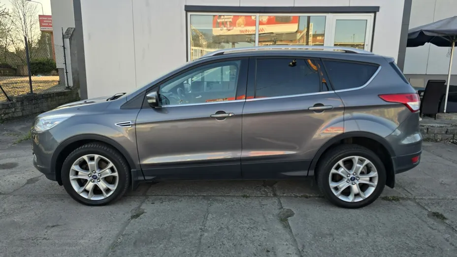 FORD Kuga -