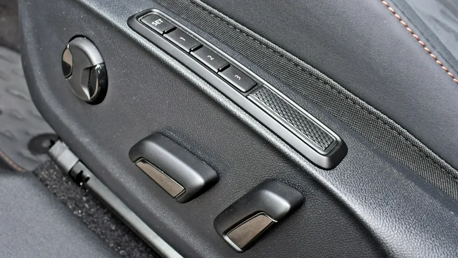 CUPRA Terramar -
