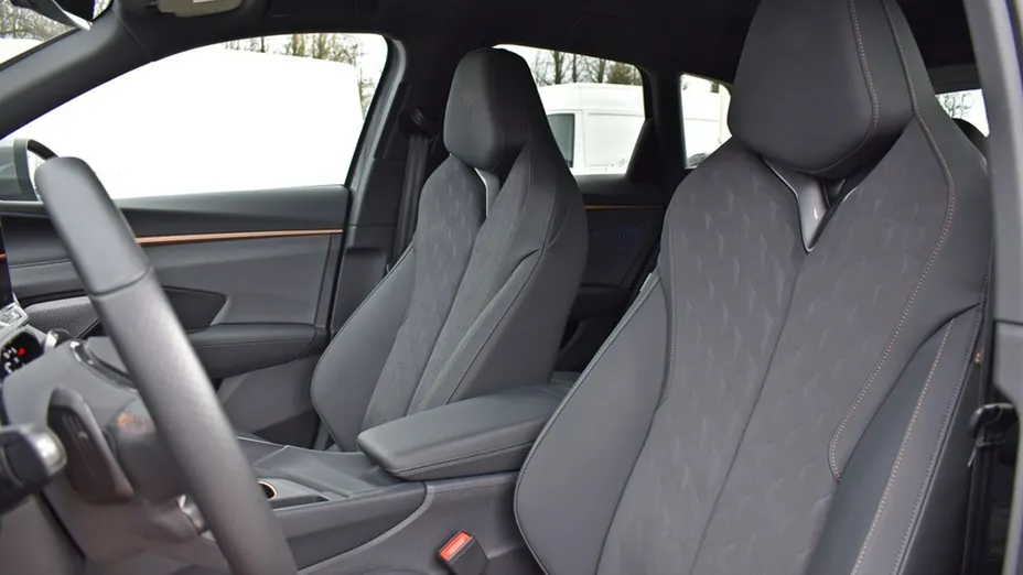 CUPRA Terramar -