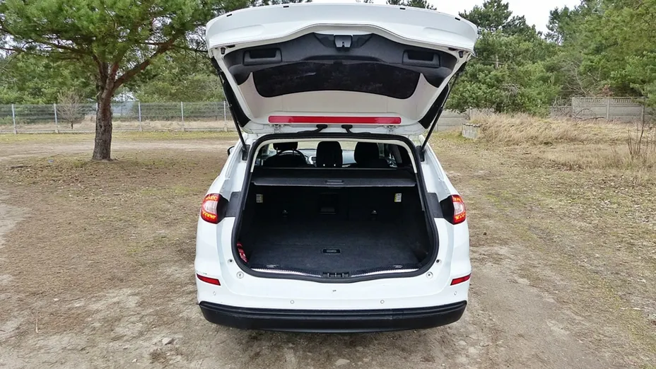 FORD Mondeo -