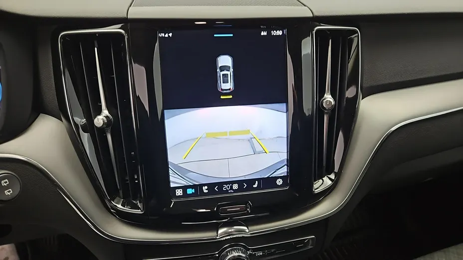 VOLVO XC60 -