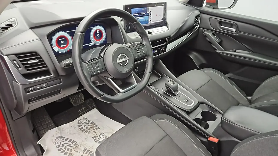 NISSAN Qashqai -