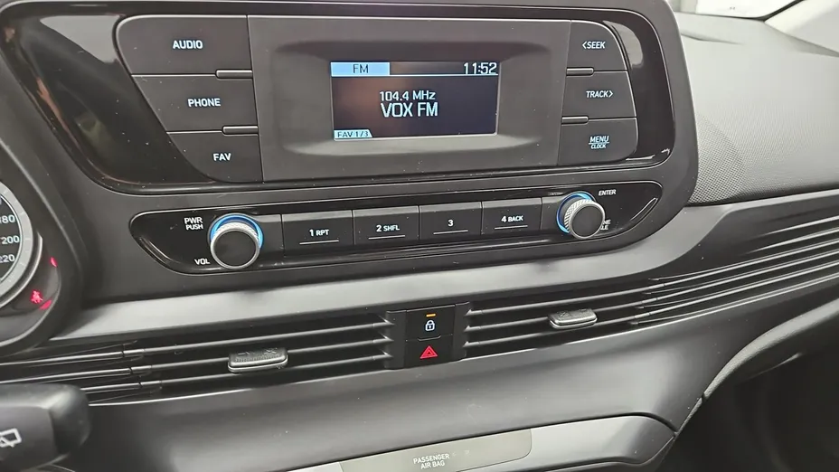 HYUNDAI i20 -
