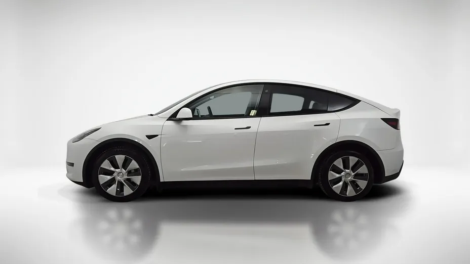 TESLA Model Y -