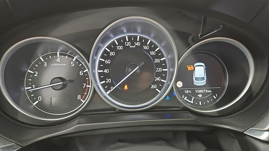 MAZDA 6 -