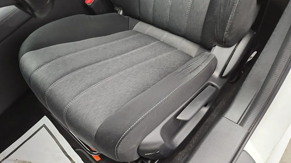 MAZDA 6 -