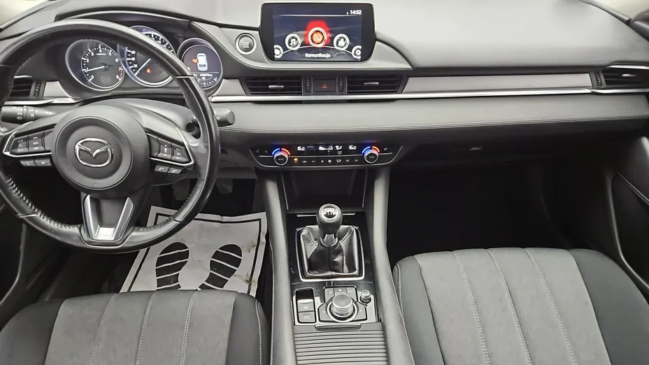 MAZDA 6 -