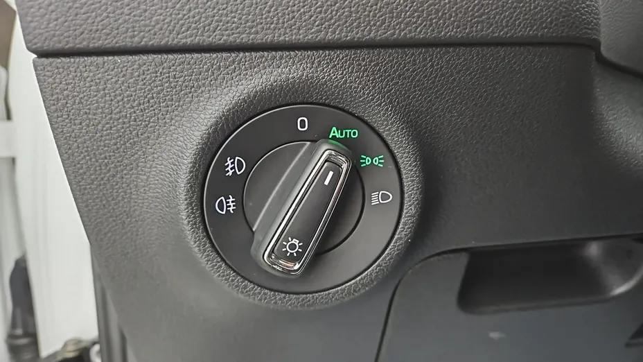 SKODA Karoq -
