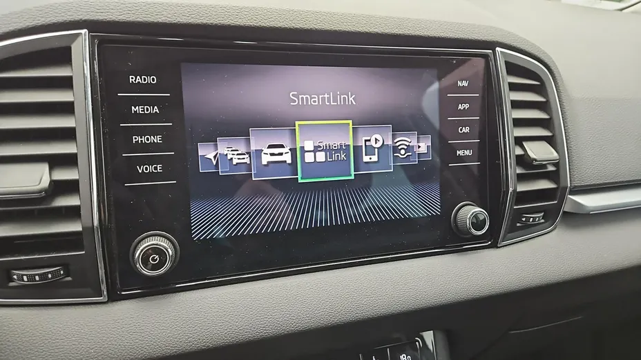 SKODA Karoq -