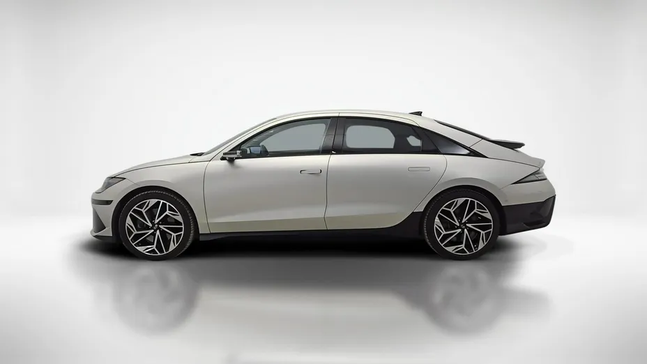 HYUNDAI Ioniq 6 -