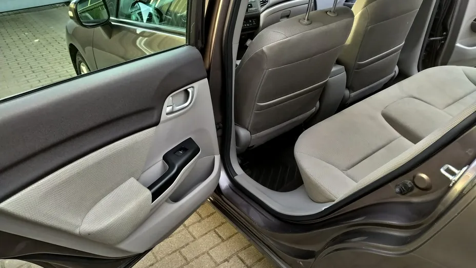 HONDA Civic -