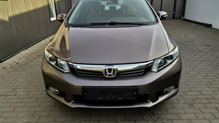 HONDA Civic -