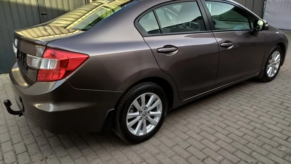 HONDA Civic -