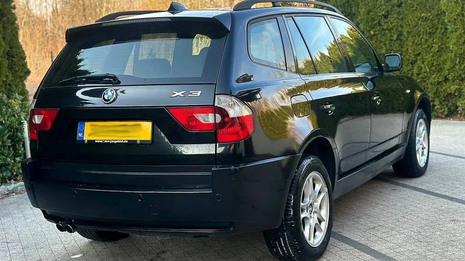 BMW X3 -