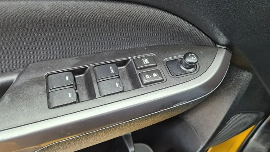 SUZUKI Vitara -