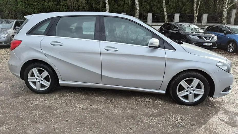 MERCEDES-BENZ B Klasa -