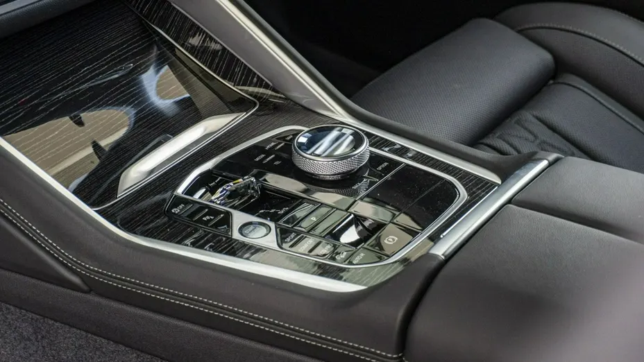 BMW X6 -