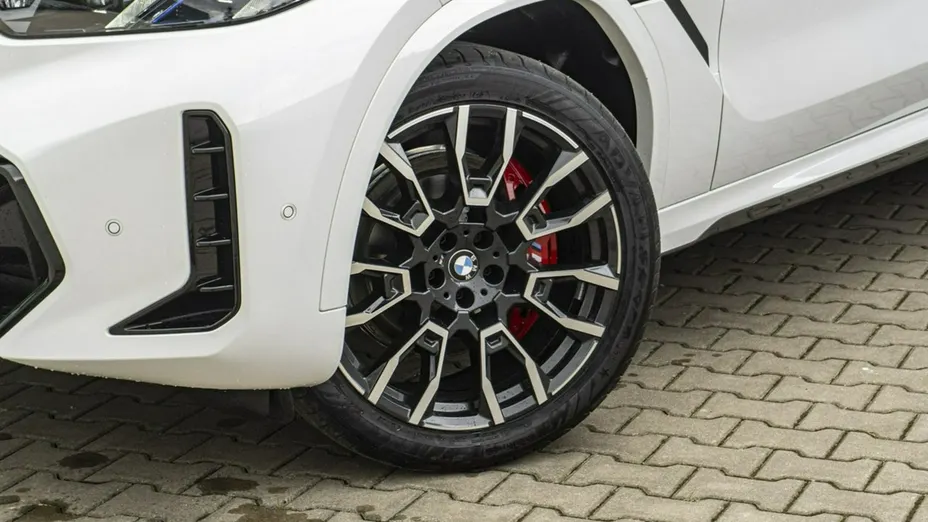 BMW X6 -