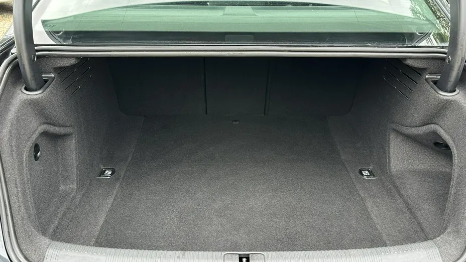 AUDI A4 -