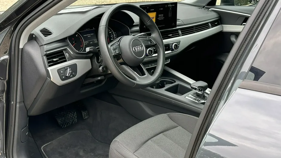 AUDI A4 -